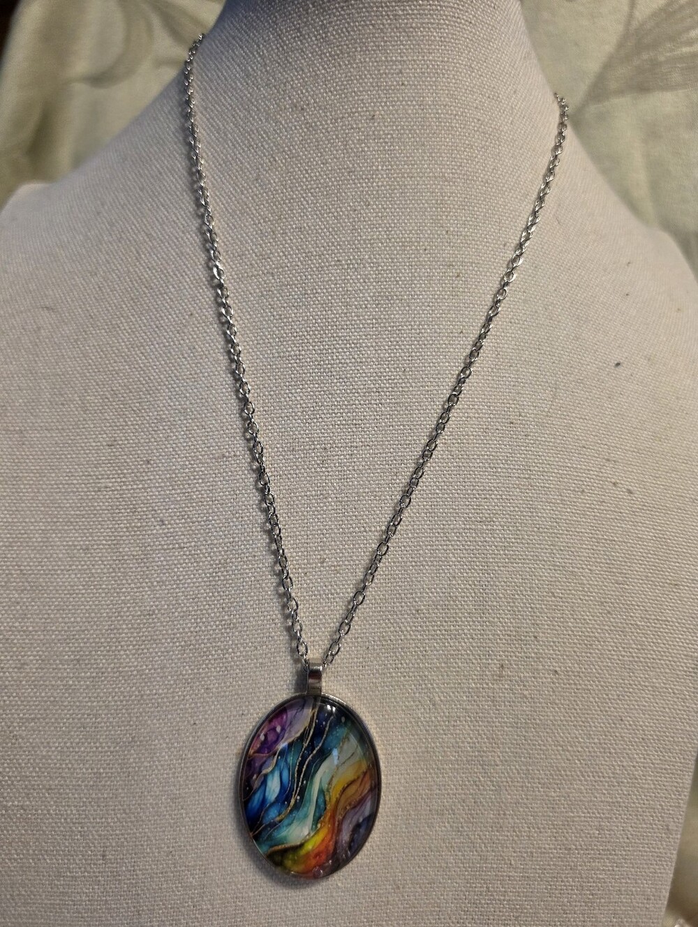 #1449. Multicolor Oval Art Glass Pendant Necklace - Women Jewelry Necklaces